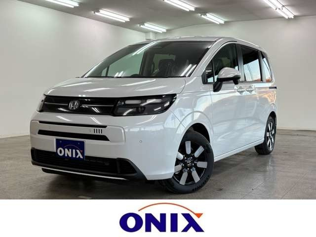 フリード 1.5 エアー EX 登録済未使用車 6人乗 両側自動ドア