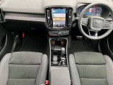 XC40 ウルトラ B4 AWD ダークエディション 4WD 