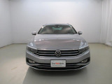 VWは小さな車も、大きな車も、平等です。クラスによって品質や安全性に差を付けない。ボディ剛性と精度、重厚なドアの音はどの車種も共通です。是非一度体感してみて下さい。