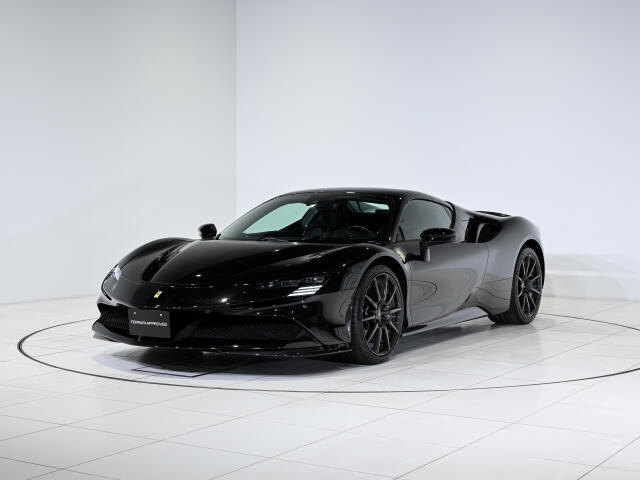 フェラーリ SF90スパイダー アセット フィオラノ F1 DCT E4WD の