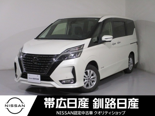 セレナ 2.0 ハイウェイスター V 4WD 