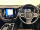 XC60 B5 AWD モメンタム 4WD 4WD 本革シート