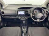 ヴィッツ 1.3 F 4WD 4WD 修復歴無し