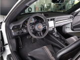 ポルシェセンター 北大阪認定中古車センター/正規ディーラーだからこそ出来る安心、安全、信頼の高品質の車両で御座います。