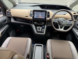 セレナ 1.2 e-POWER ハイウェイスター V 