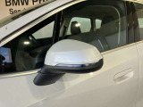 自動防眩 ヒーター内臓 LEDウィンカー内臓ドアミラー 自動防眩はミラーに無段階に反射率を調整し後続車の眩しいライト反射を軽減し夜間の安全な運転に貢献します。