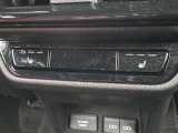 ★シートヒーター★運転席・助手席に装備!座面と背もたれを素早く温めます!