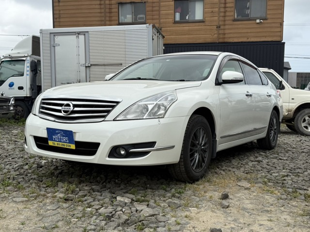 ティアナ 2.5 250XL FOUR 4WD 自社分割/10年保証