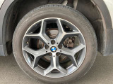 右リア 225/50R18