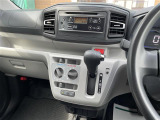 気になる車はすぐにお問い合わせください!画面右側の0066から始まる無料ダイヤルからお問い合わせ下さい!専門スタッフがお車のご質問にお答えいたします!