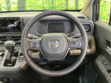 【純正革巻きステアリング】上質な革を使用することで、手にしっかり馴染みとても運転しやすいハンドルです♪