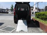 N-BOX L ターボ スロープ 4WD 両側パワスラナビTV