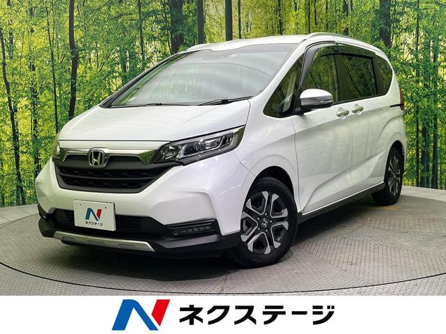 フリード 1.5 ハイブリッド クロスター 