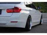 BMW 328i 入庫しました!TEINDampers ACシュニッツァーフロントスポイラー ナビ TV バックカメラ ETC スマートキー レザーシート 装備充実です!お気軽にお問い合わせください!