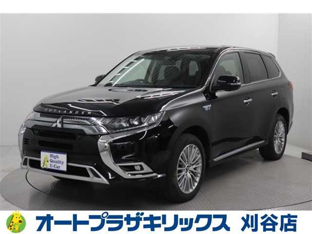 アウトランダーPHEV 2.4 G プラスパッケージ 4WD 