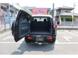 遠方の方でも安心!当社は全国納車OKです!前向きな方には自宅へ資料を送ります!(詳細なお見積・複数の写真・登録に必要な書類・ローン用紙など) そのため、ご住所・郵便番号・TELを連絡して下さい♪