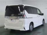 走りにこだわりながら収納力も持ち合わせたお車です。荷物を載せて軽快なドライブを楽しめますよ♪