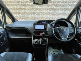 ヴォクシー 2.0 ZS 煌III 4WD 修復歴無し