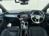 Q3  4WD ワンオーナー