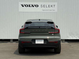 ◆バック/万が一を考え、安全性を重視する方に選ばれているVOLVO車。ドアを開閉するとその重み・厚みに驚くはず