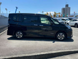 セレナ 1.2 e-POWER ハイウェイスター V 