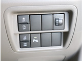 『1台』のお車に対して、こだわって仕入れを行っております。オプション装備装着車となります!