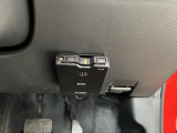 ETC車載器です。高速道路を利用する際の支払いがキャッシュレスなのでとても便利なアイテムです!