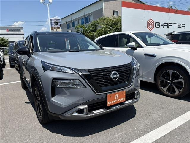 エクストレイル 1.5 X e-4ORCE 4WD 12.3型ナビ360°電動RゲートDミラー2トーン