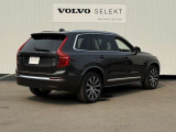 ◆バック/万が一を考え、安全性を重視する方に選ばれているVOLVO車。ドアを開閉するとその重み・厚みに驚くはず