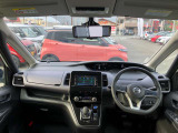 セレナ 1.2 e-POWER ハイウェイスター V 
