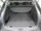 トヨタ高品質中古車洗浄「まるまるクリン」施行済♪室内の汚れもニオイも、くまなく洗浄・除菌・消臭!ボディやタイヤ、エンジンルームも、すみずみまで美しく仕上げます♪