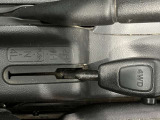 2WD、4WDの切り替えレバー付きで簡単に切り替え出来ます。