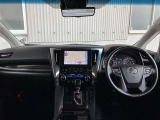 見通しのよいすっきりとした視界で、誰でも運転しやすいです。運転のしやすさは疲れにくさにも繋がりますよ♪
