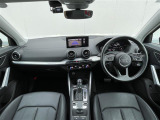 Q2 1.0 TFSI 本革シート 修復歴無し