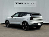 ◆バック/万が一を考え、安全性を重視する方に選ばれているVOLVO車。ドアを開閉するとその重み・厚みに驚くはず