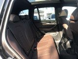 【エアバック】BMWのエアバックやその他の安全装備は、互いに補完しあう事で徹底した安全性を貫きます。万一の事故の際にそれぞれ最適な保護を提供してくれます!