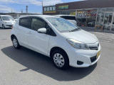 ヴィッツ 1.3 F 4WD 