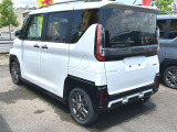新車と同様の保証(有料)がつけられます。また各地域の店舗に最新の大型整備工場とプロメカニックが常駐しておりアフターメンテナンスもお任せください。