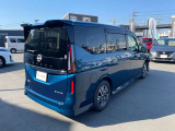 セレナ 1.4 e-POWER ハイウェイスター V 