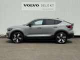◆サイド/流麗なプロポーションはVOLVO車の真骨頂。「美しいものと共にありたい」というオーナーの願いを満たします