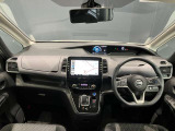 セレナ 1.2 e-POWER ハイウェイスター V 