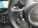 気になる車はすぐにお問い合わせください!画面右側の0066から始まる無料ダイヤルからお問い合わせ下さい!専門スタッフがお車のご質問にお答えいたします!