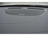 キレのある低音が魅力のharman/kardonスピーカーを搭載。お気に入りの音楽を大迫力でお楽しみください。