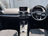 Q2 35 TFSI アドバンスド 
