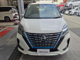 セレナ 1.2 e-POWER ハイウェイスター V 