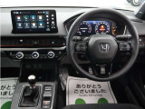 とても握りやすいステアリング!運転手の気持ちがそのまま伝わるかのような反応をしてくれます!小物入れや各ボタンの配置にこだわり、とても使いやすいです !視認性も良好なのでロングドライブもお任せ下さい。