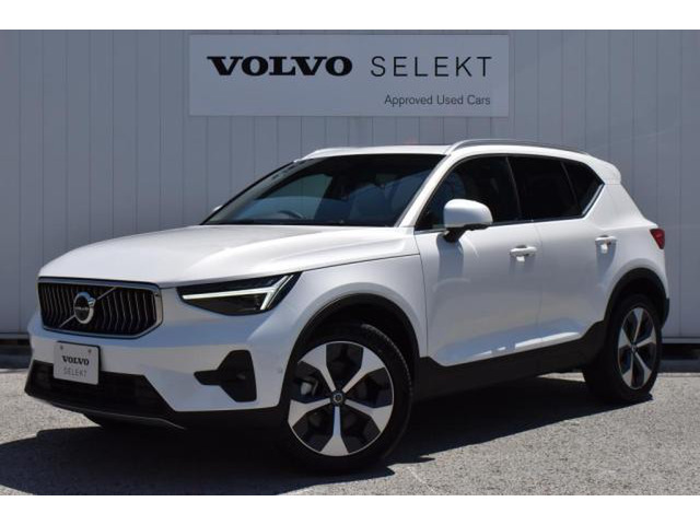 XC40 ウルトラ B4 AWD 4WD 