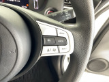 高速道路などでとても快適な「追従機能付きアダプティブ・クルーズコントロール」を装備♪