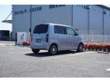 Honda SENSINGとは衝突を予測してブレーキをかけたり、前のクルマとちょうどいい距離でついていったりできる多彩な安心、快適機能を搭載した先進の安全運転支援システムです。