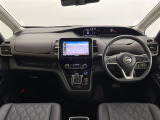 セレナ 1.2 e-POWER ハイウェイスター G 本革シート 修復歴無し